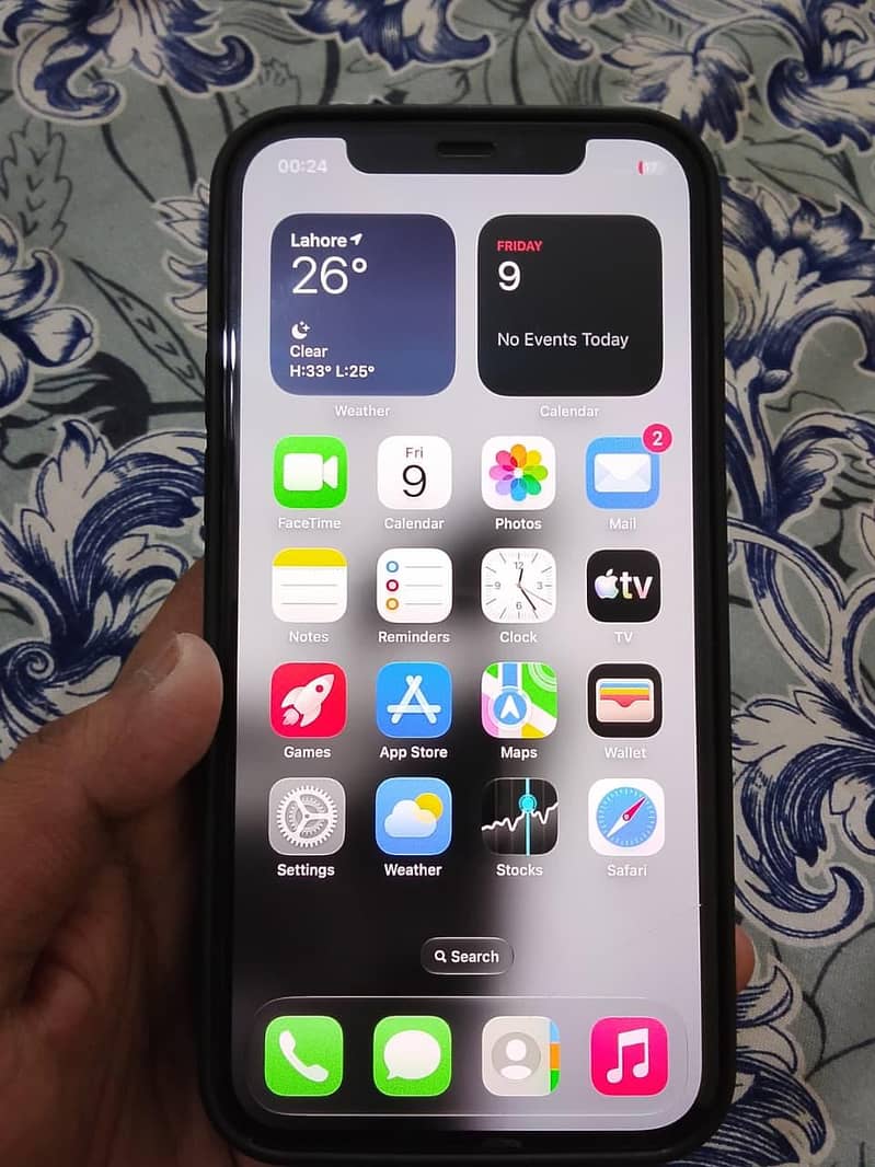Apple iPhone 12 2