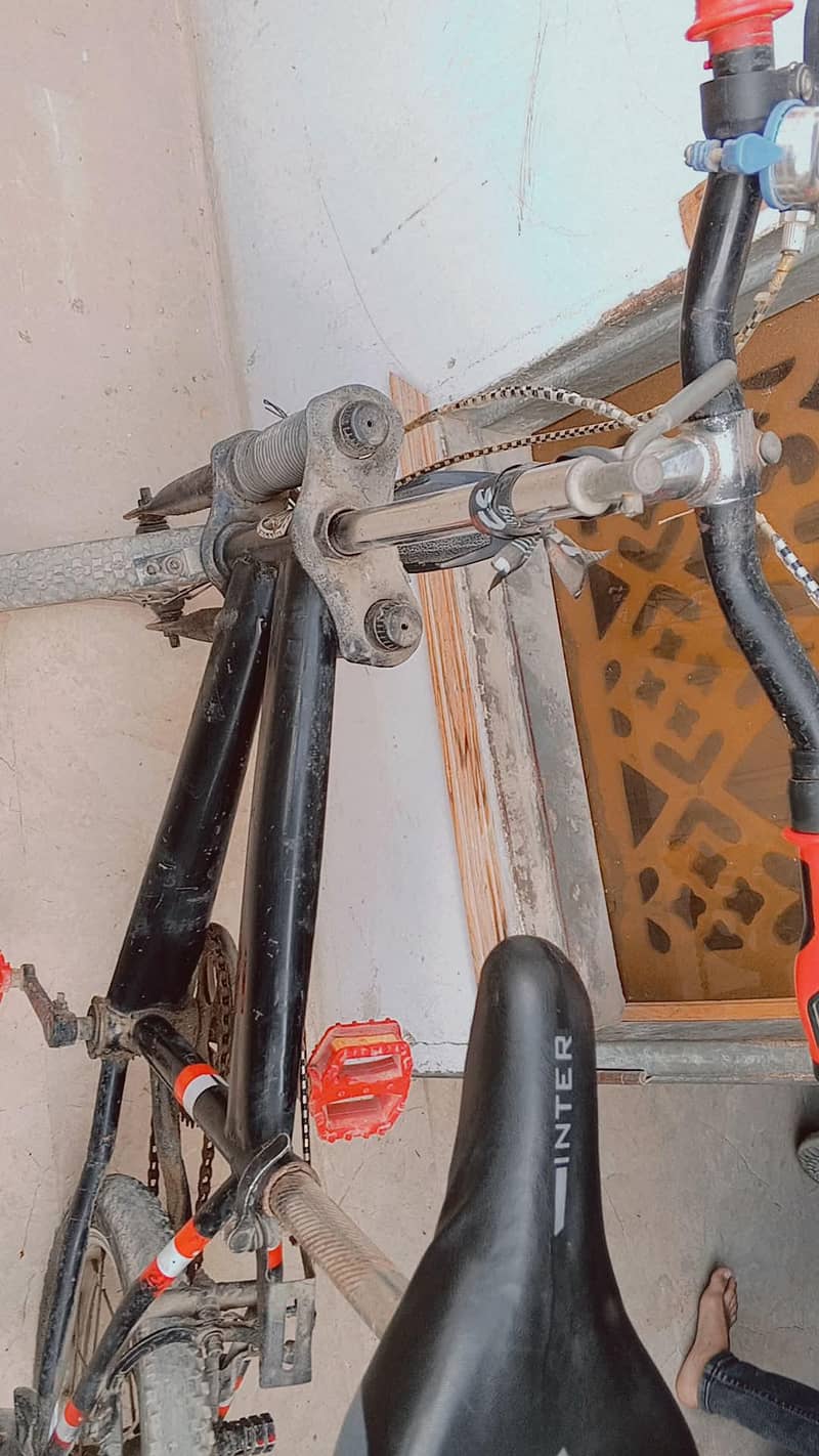 A bicycle 1