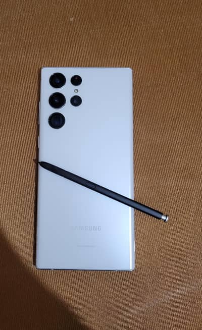 Samsung  S22 Ultra 12/ 256 gb .