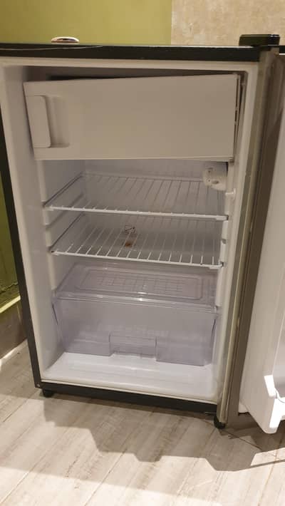 Room fridge