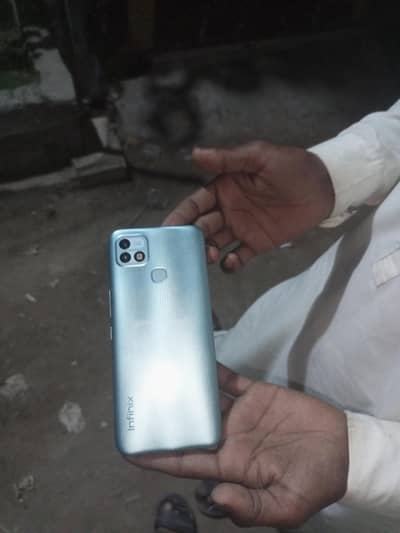 Infinix Hot 10