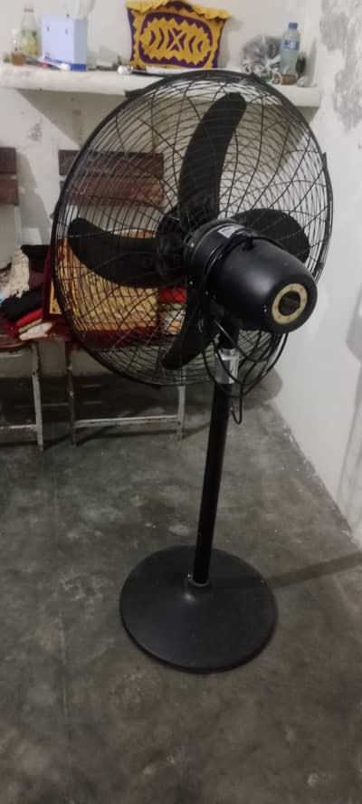 Royal Pedestal Fan For Sale - Excellent Condition