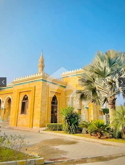 10 Marla Facial Park Prime Location Plot available for sale