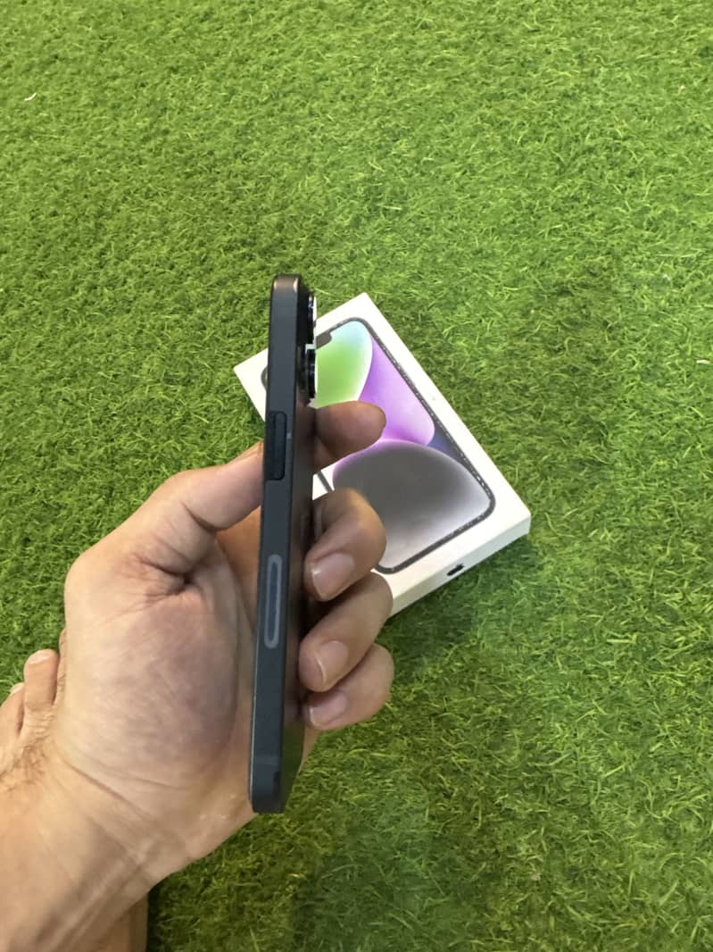 Apple iPhone 14 1