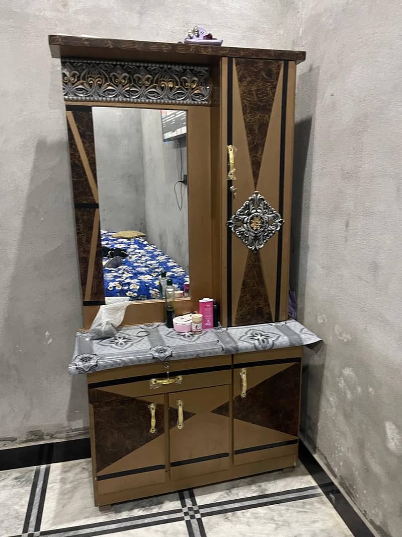 Bed and Dressing Table 2