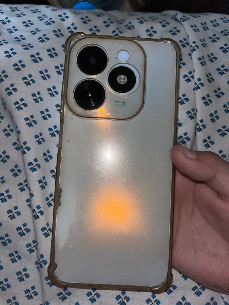 Tecno Spark 20C 0