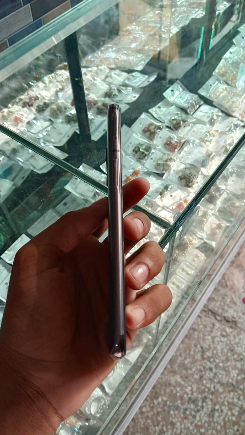 8+256 1