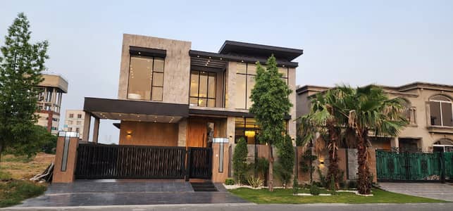 2 KANAL HOUSE FOR RENT 1 KANAL LAWN SOLAR INSTALLED DHA PHASE 7 MODERN HOUSE