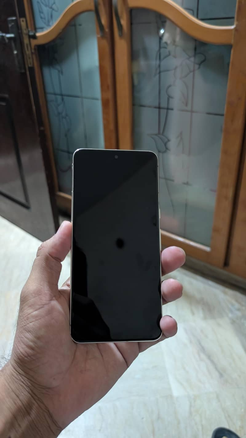 Google Pixel 8 Pro 5