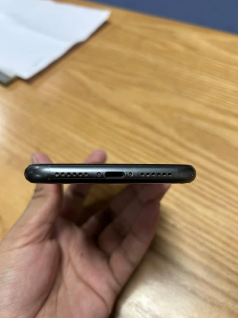 Apple iPhone 11 1