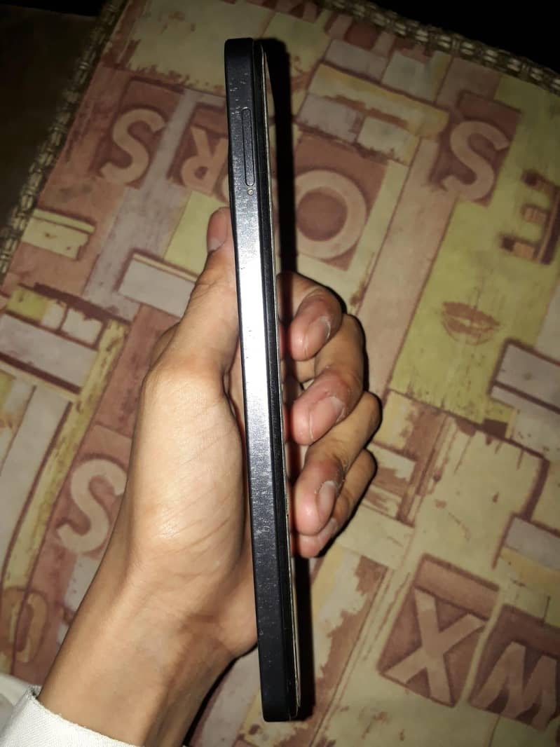 Itel S24 4
