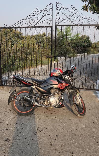 Yamaha Ybr fully modified 16/17   3 Digit Golden number