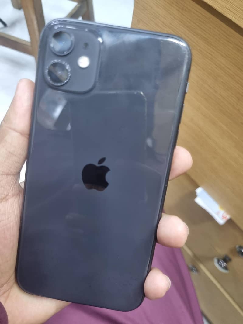 Apple iPhone 11 0