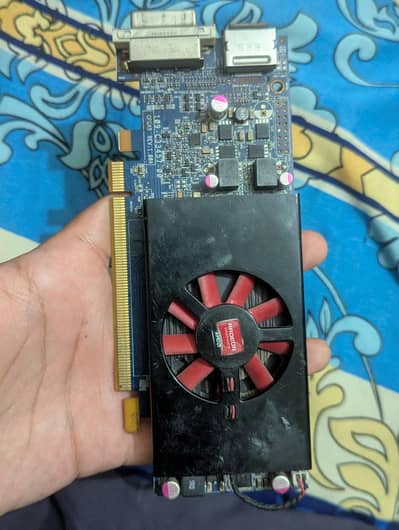 AMD RADEON HD 7570 DDR5 1 GB