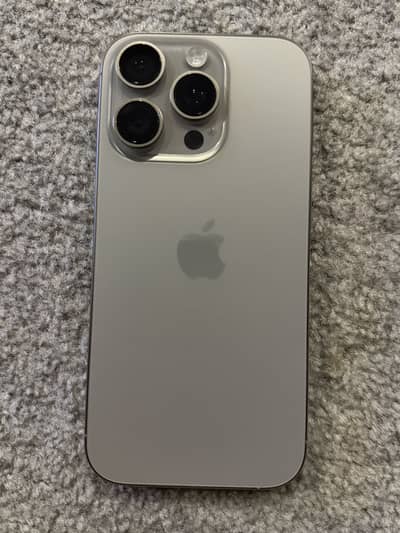 Apple iPhone 16 Pro