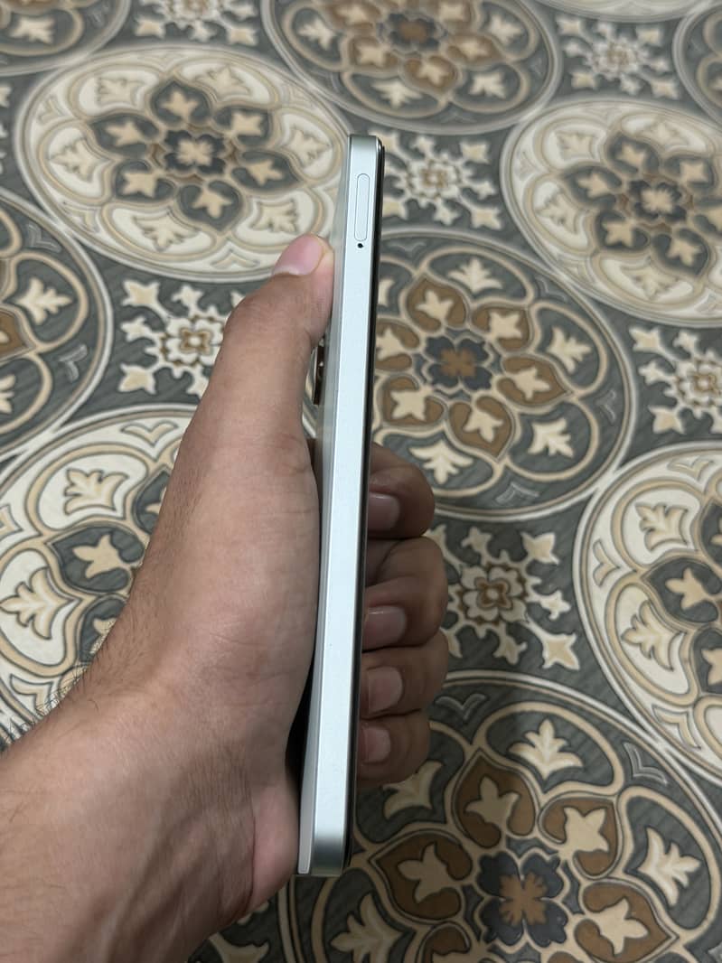 Realme Note 60x 2
