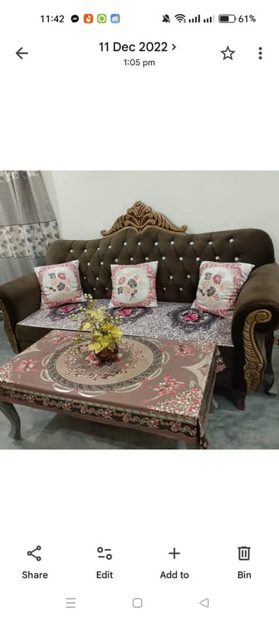 5 Seater sofa set for sale . .