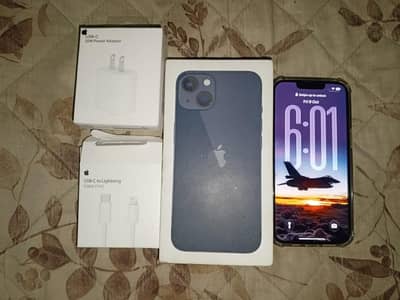 Apple iPhone 13