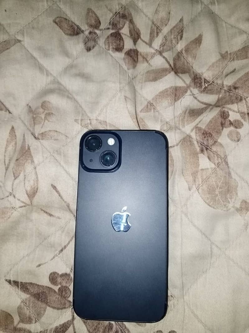 Apple iPhone 13 1