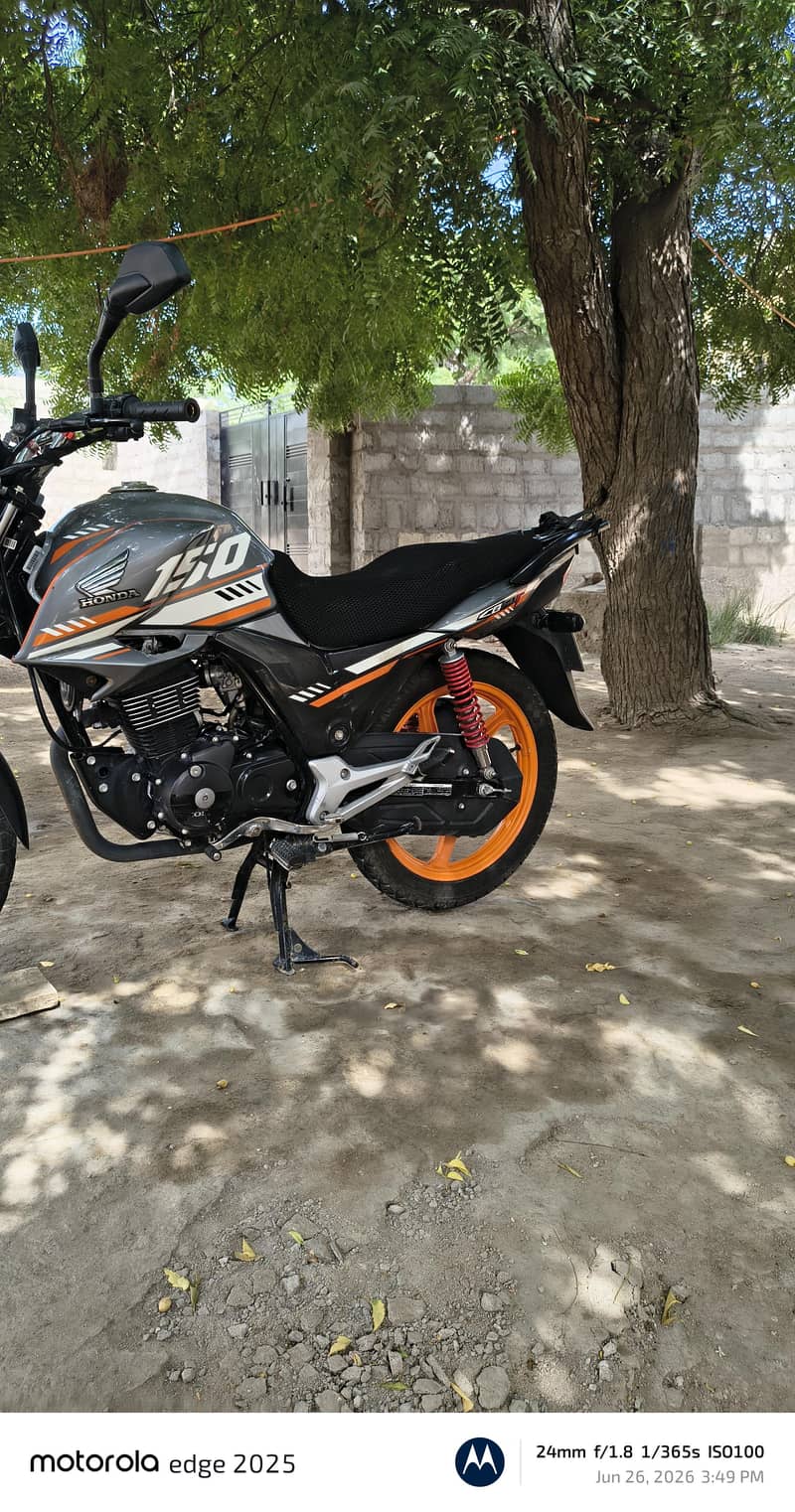 CB150F 2025 MODEL 1