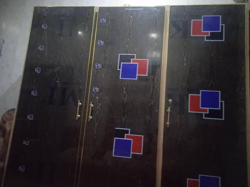 UV sheet almari 1