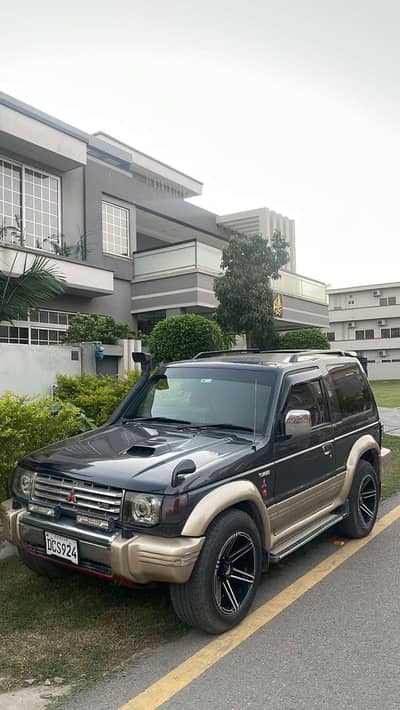 Mitsubishi Pajero 1994