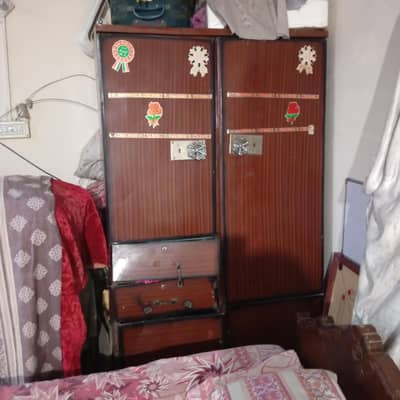 almirah for sale at lalazar Wah cantt