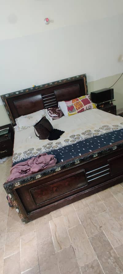 King Size Bed With Molty Foam And Side Tables For Sale