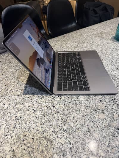 Macbook Air M3 2024