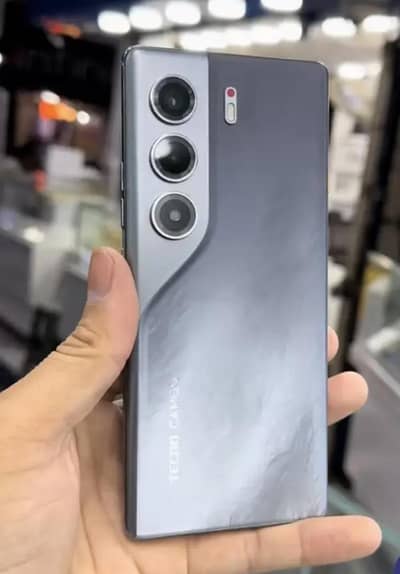 Tecno CAMON 40 Pro
