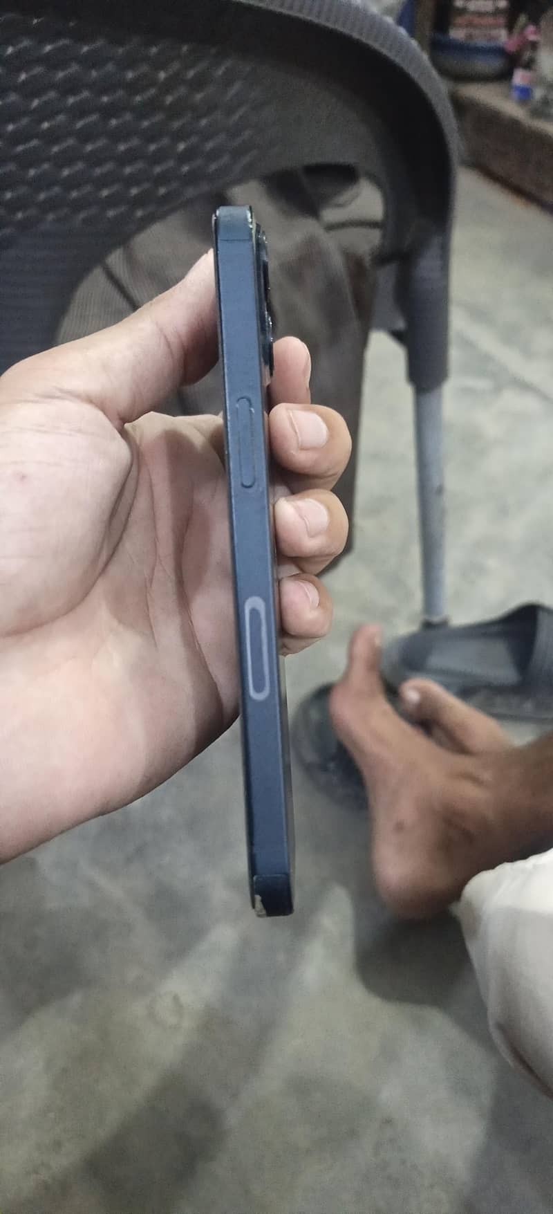 Apple iPhone 13 1