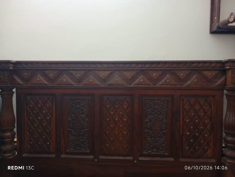 Furniture set Bed,sofa's,showcase,dressing table 1