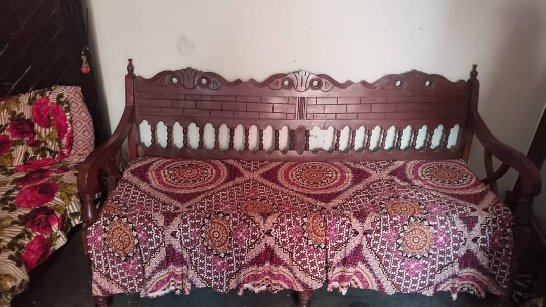 Furniture set Bed,sofa's,showcase,dressing table 5