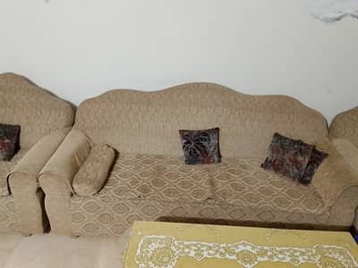 Neat and clean sofa 5seater golden cover neat and clean just buy