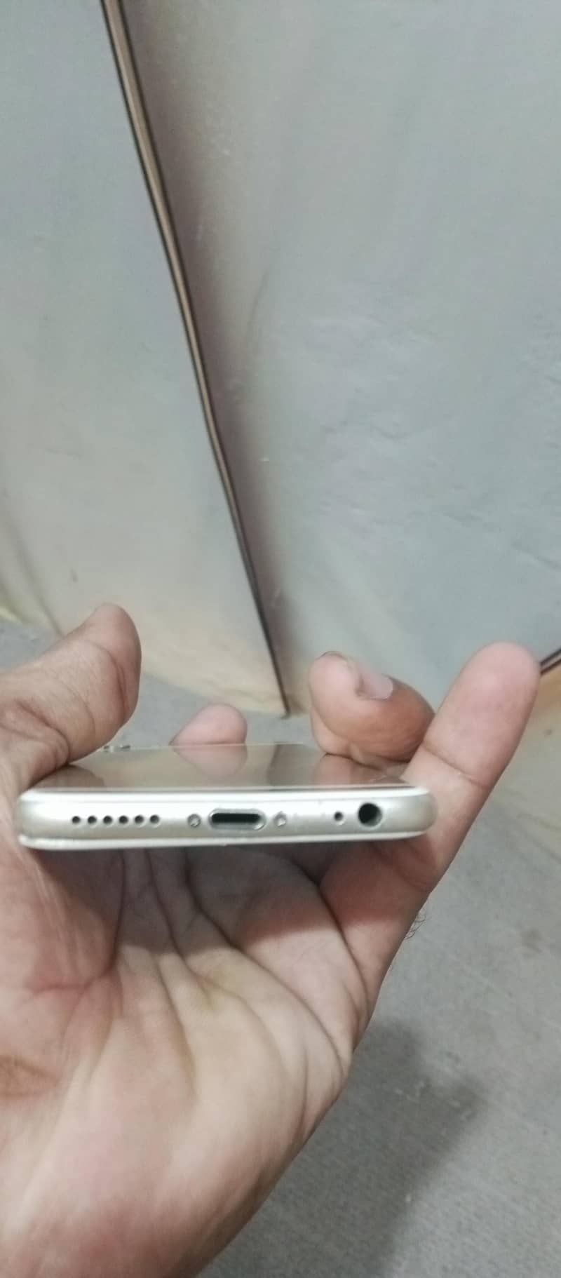 Apple iPhone 6S 5