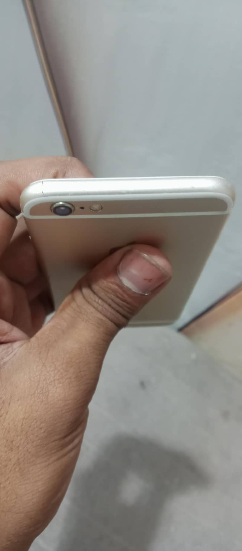 Apple iPhone 6S 9