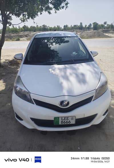 Toyota Vitz 2011 import 2015