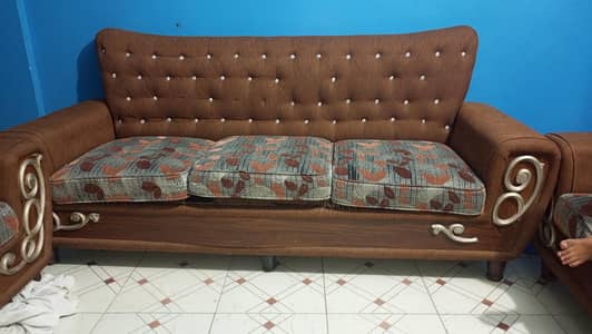 7 seater sofa set for urgent sale