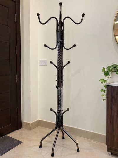 Heavy duty steel clothes stand