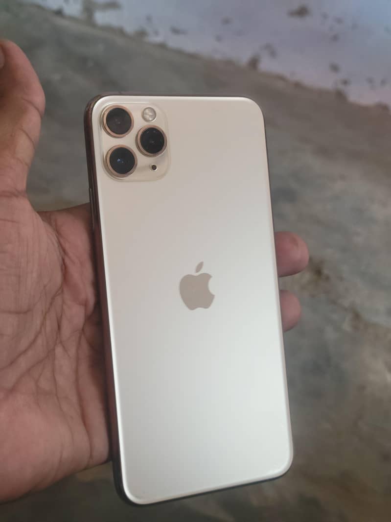 Apple iPhone 11 Pro Max 5