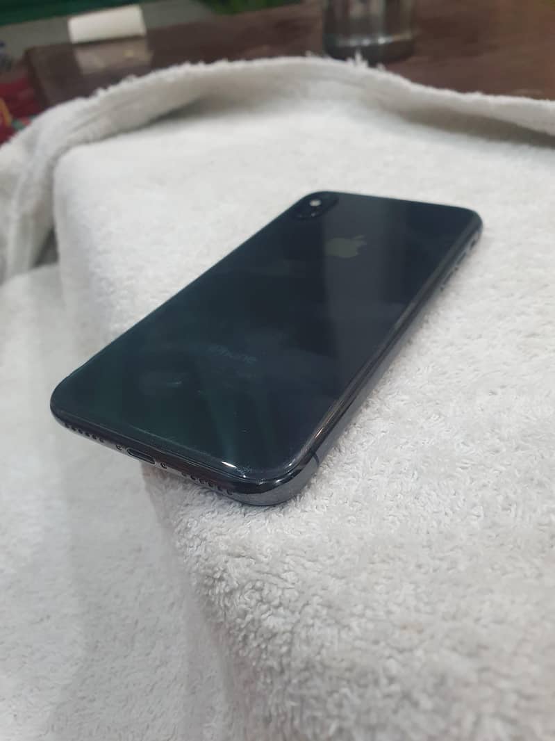 Apple iphone X 5