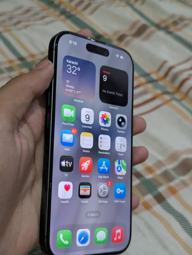 Apple iPhone 17 4