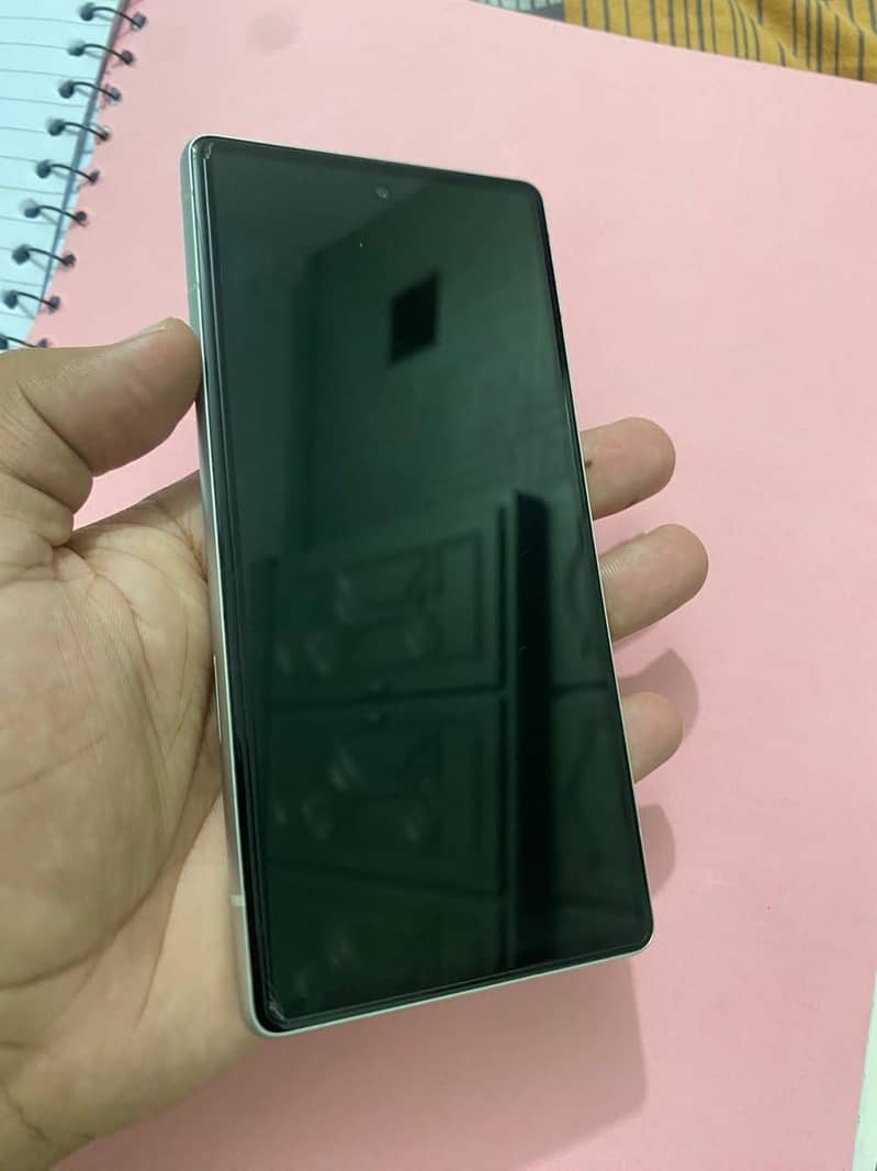 Google Pixel 7a 1