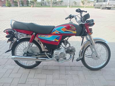 Honda CD70 2026 Model 10/10 Condition. only 4000km used