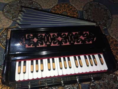 Indian Anand harmonium