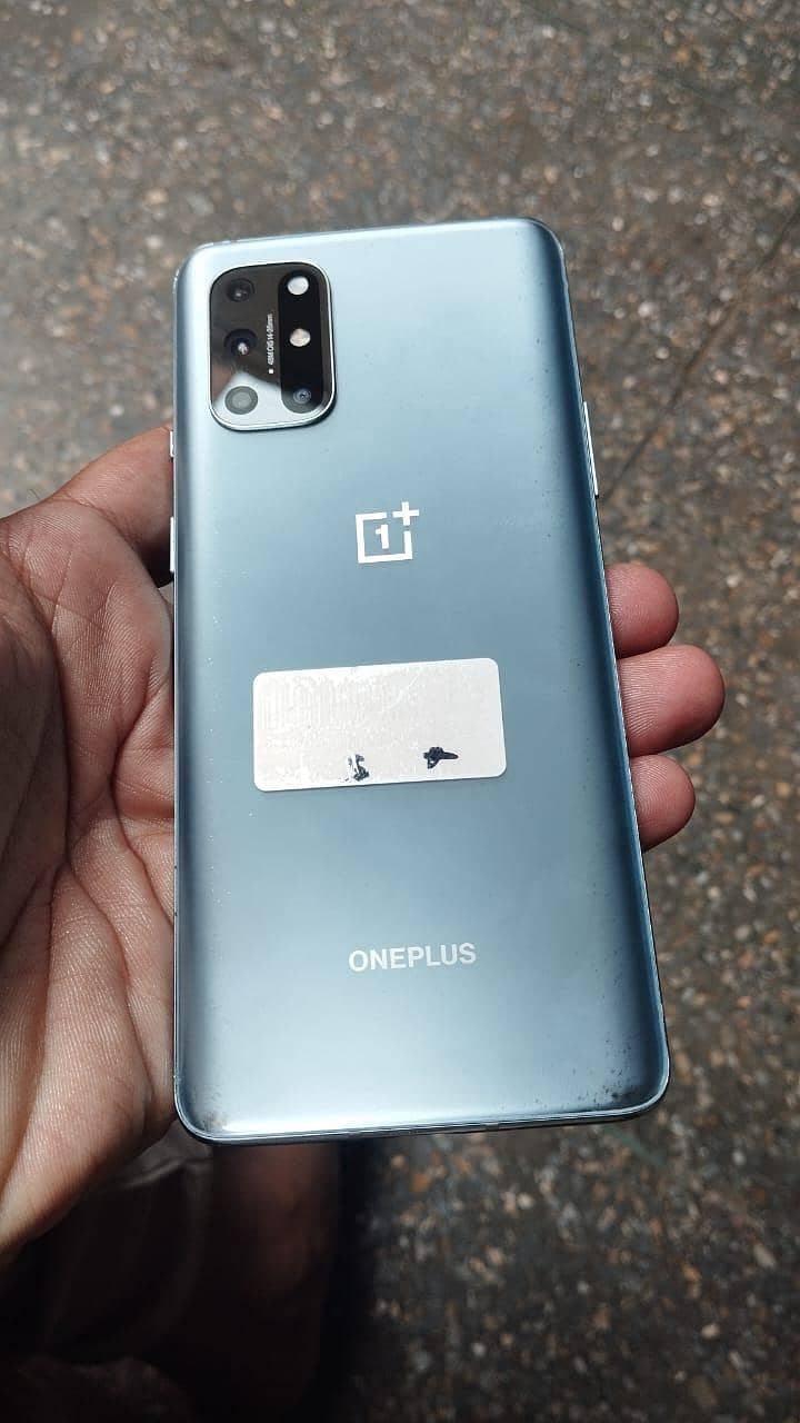 One Plus 8T 0