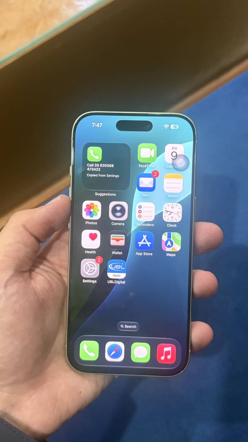 Apple iPhone 17 4
