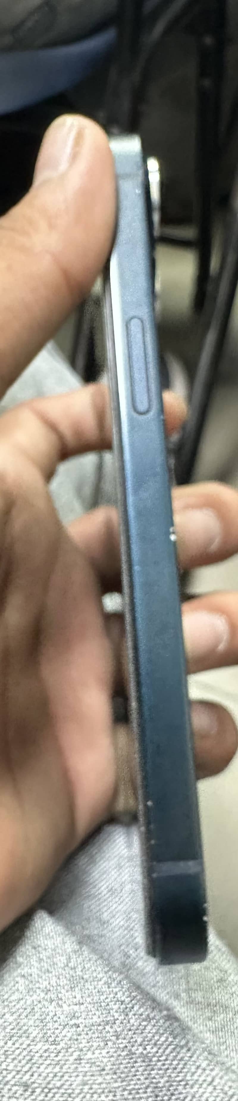 Apple iPhone 13 6