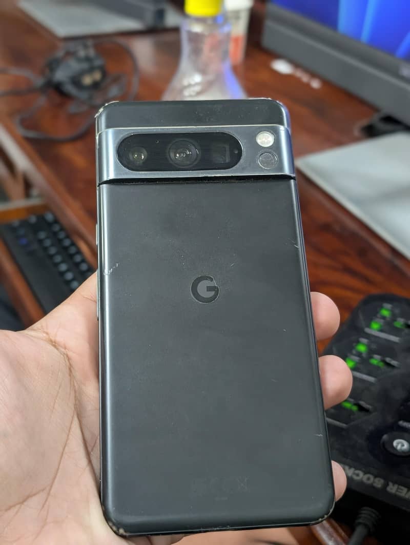 Google Pixel 8 Pro 2