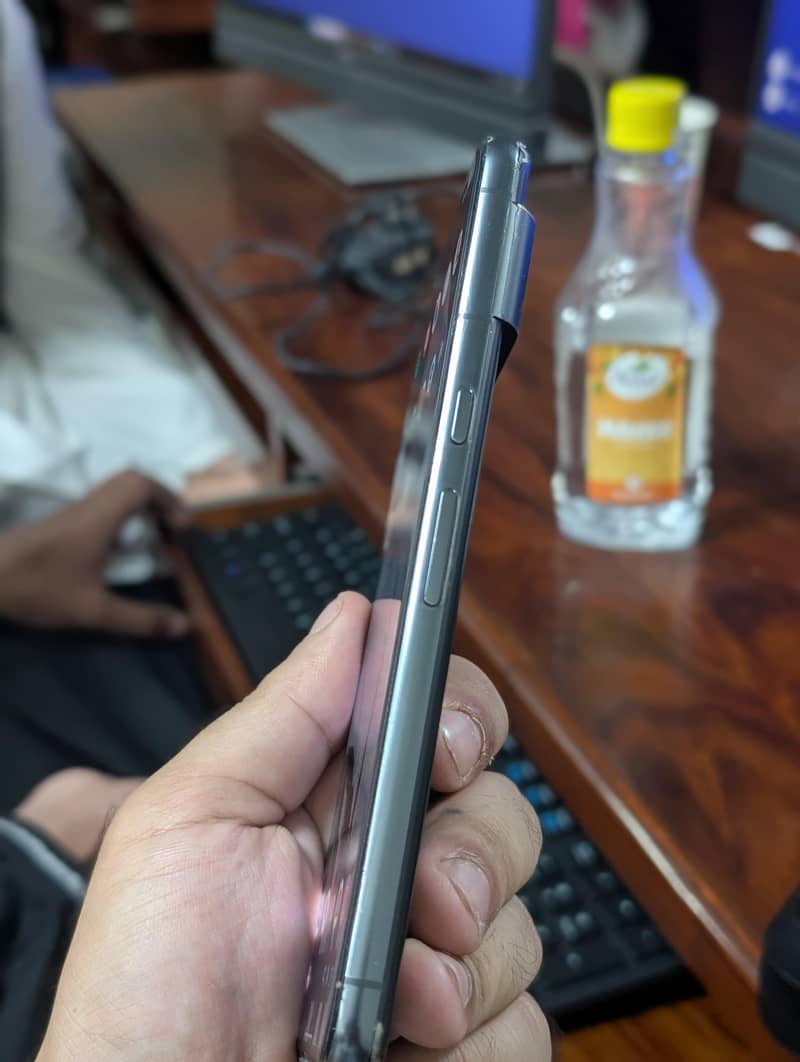 Google Pixel 8 Pro 4
